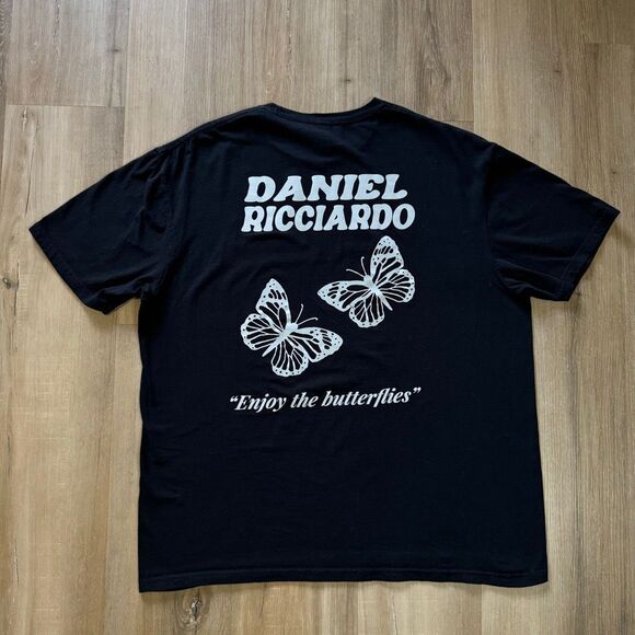 Daniel Ricciardo F1 Formula One Racing Enjoy The Butterflies Black Shirt Size Xl - Picture 1 of 4